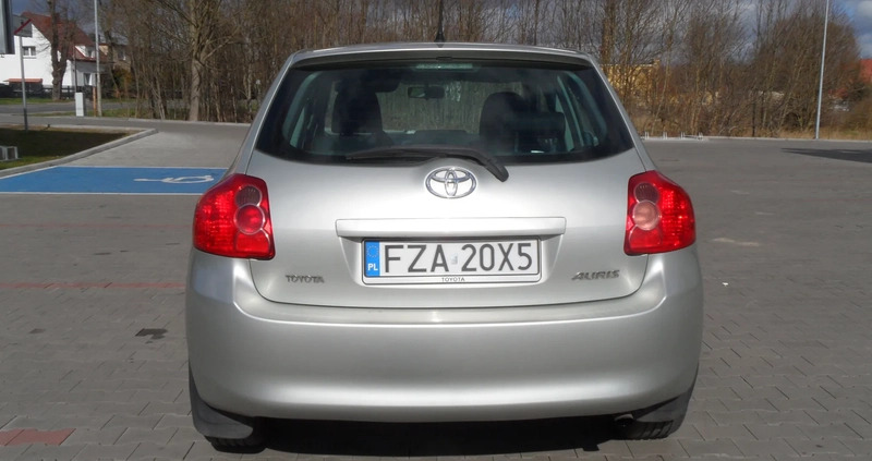 Toyota Auris cena 14400 przebieg: 175000, rok produkcji 2008 z Żary małe 29